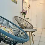 On The With Parking And Pool Apartment *