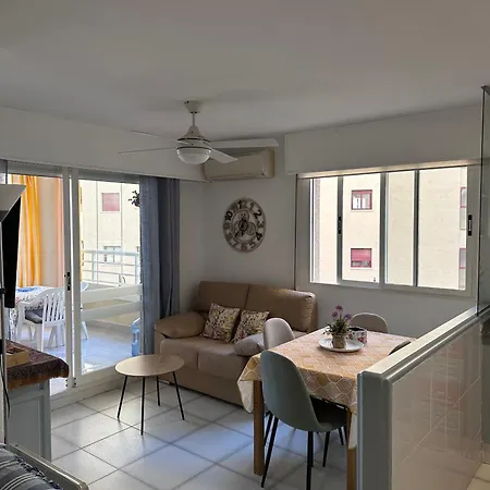 On The With Parking And Pool Appartement